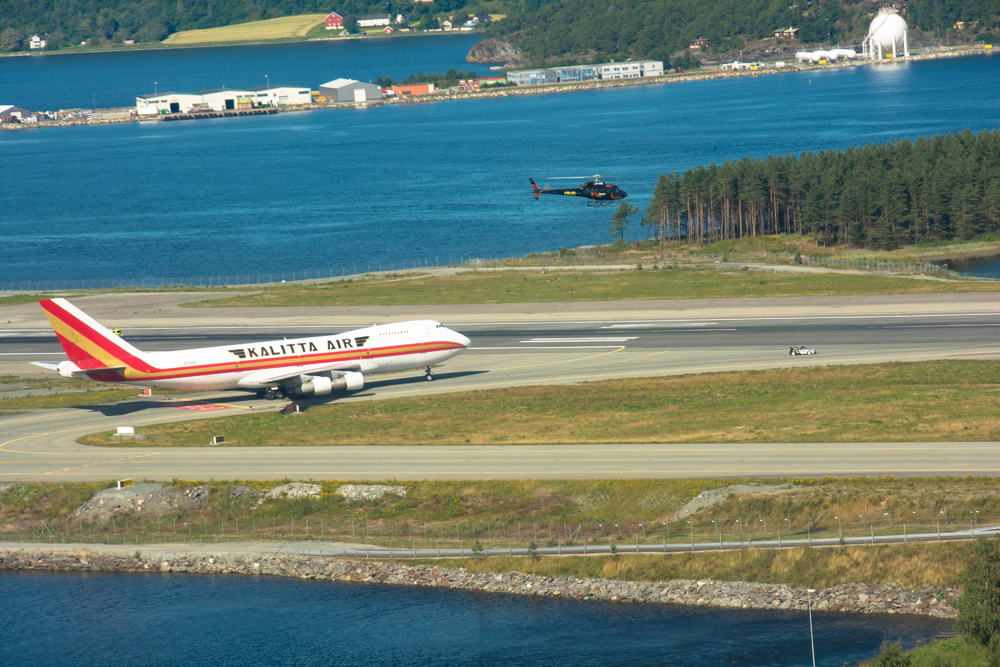 b747 cargo take off