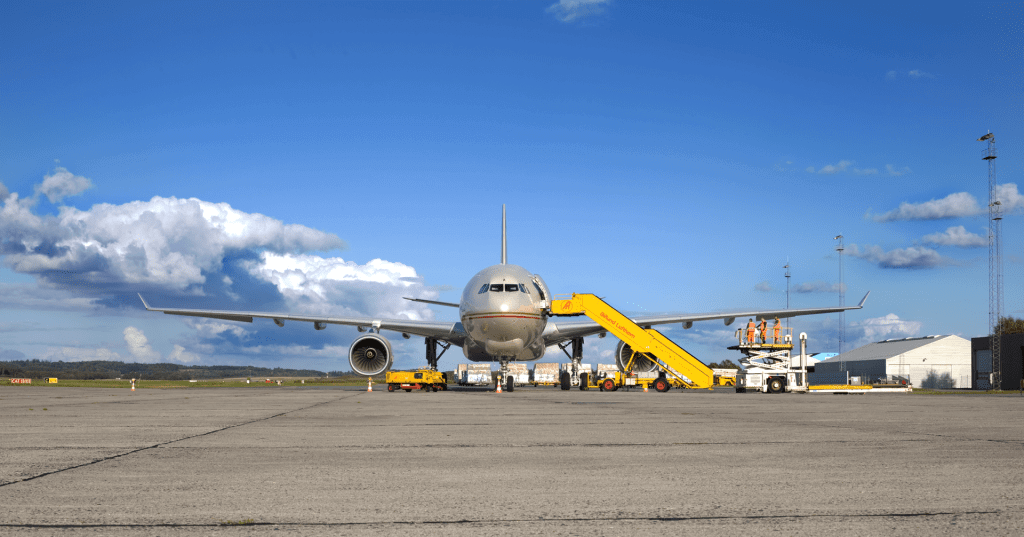 cargo air charter being loaded