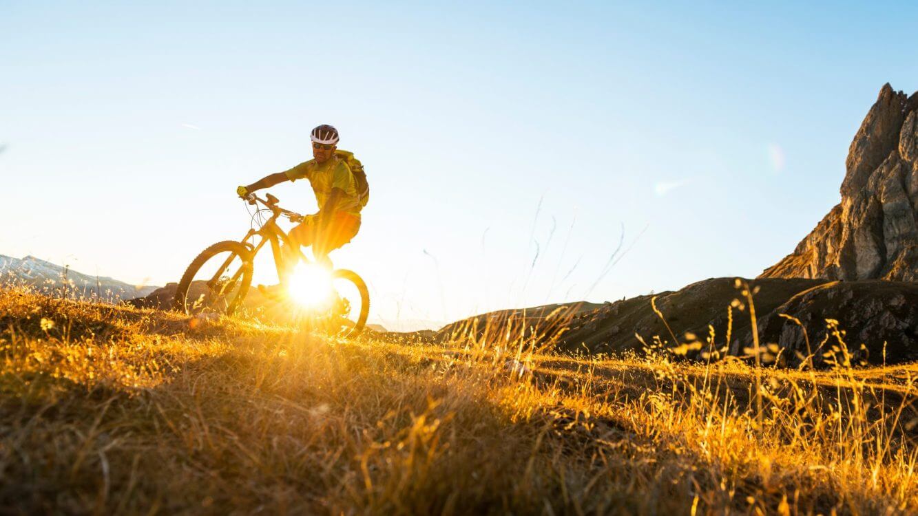 outdoor-bike-blind-bookings
